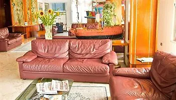 Esplanade فندق تْشيزيناتيكو