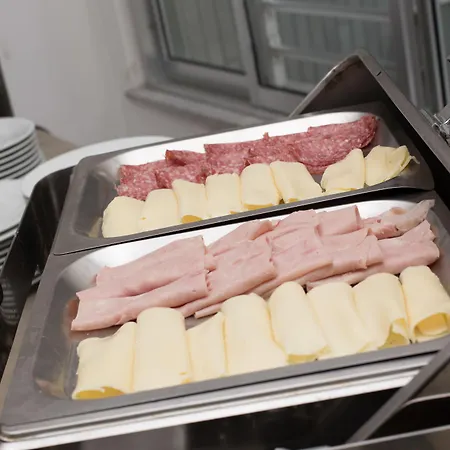 Szálloda Esplanade Cesenatico