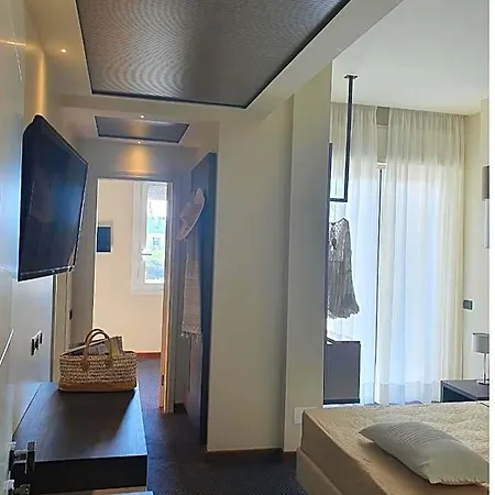 Hotel Esplanade 3*