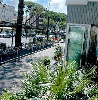 Esplanade 3*