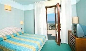 Esplanade Hotel